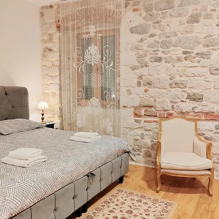 Apartamento Luxury Stone Paradise Within The Walls Of The Diocletian Palace - Old Town *