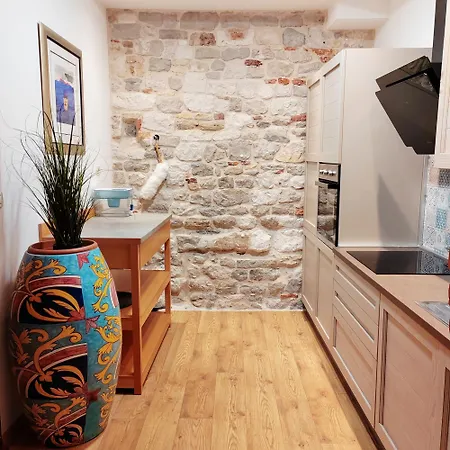 Luxury Stone Paradise Within The Walls Of The Diocletian Palace - Old Town Appartement